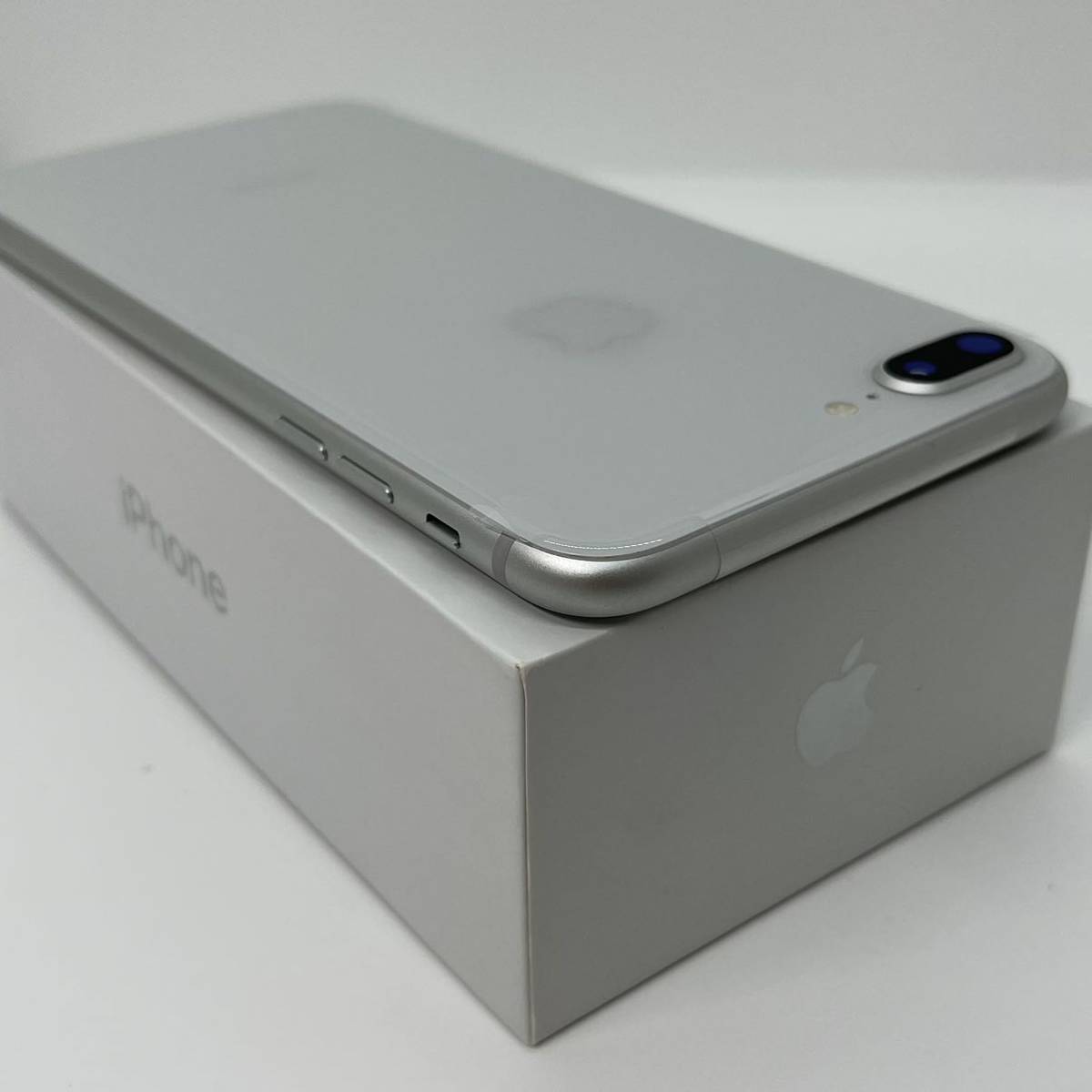 新品本体交換品 SIMフリー iPhone8Plus 64GB シルバー スマートフォン本体 最新モデル