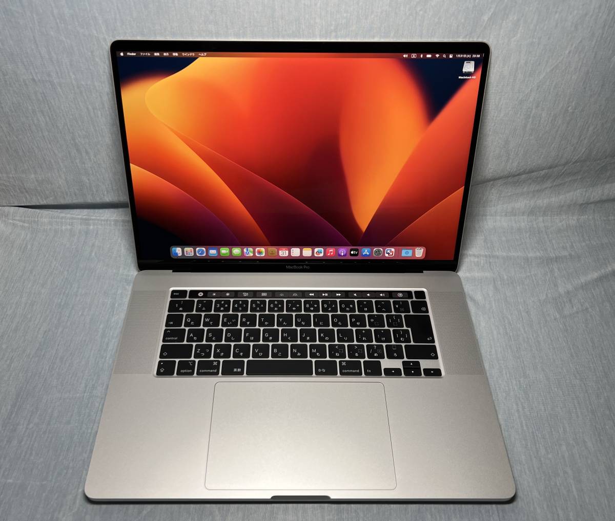 しません 新品同様 MacBookPro Retina 16インチ 2019 Core i7 2.6GHz