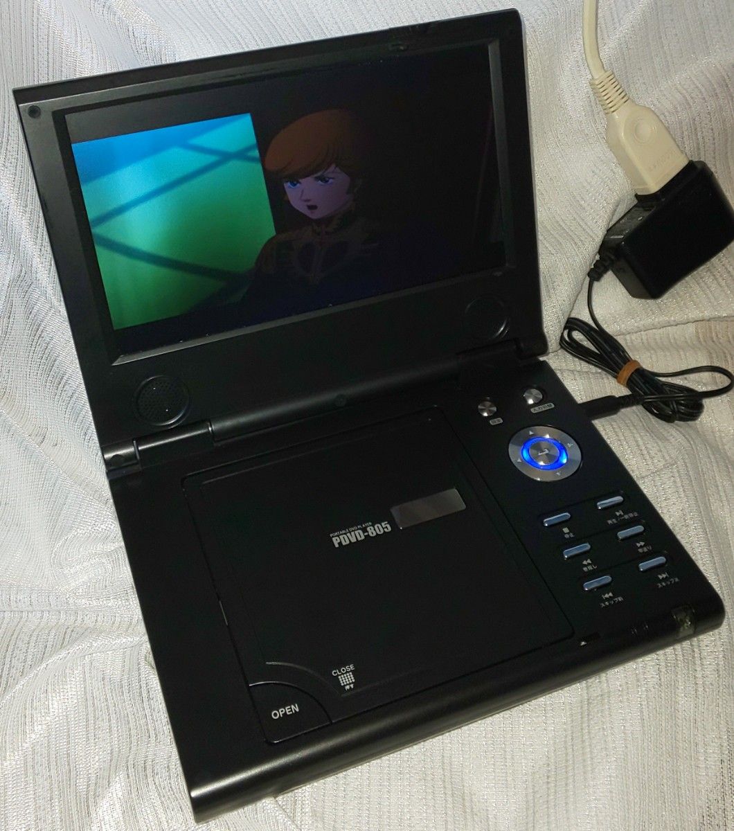 8インチポータブルDVDプレーヤ　TMY 　PDVD-805