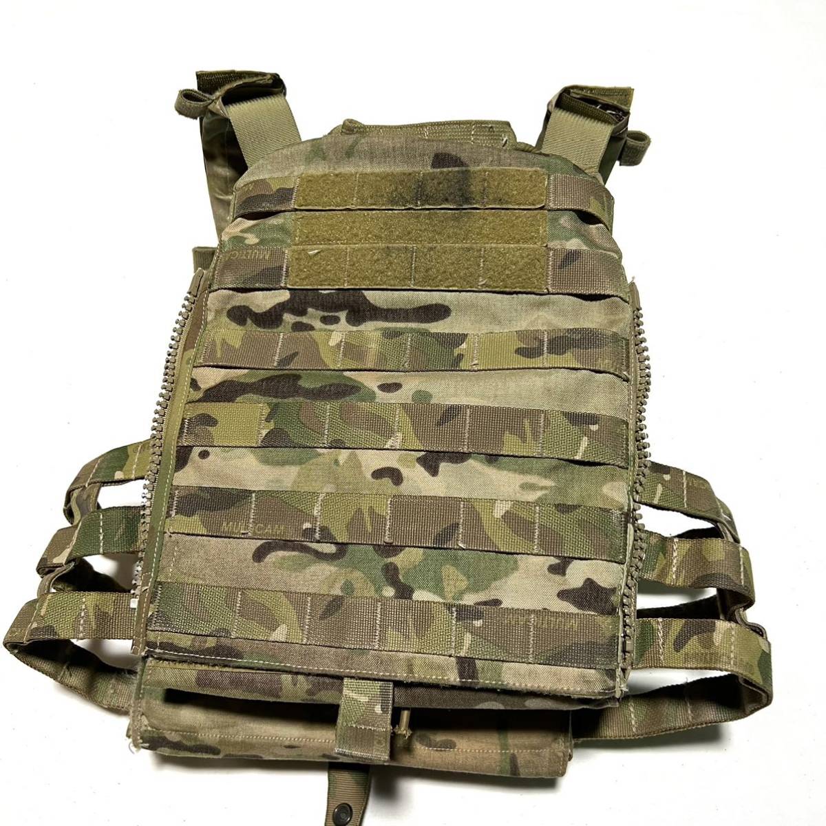 送料無料 実物 Crye Precision AVS STANDARD Mサイズ マルチカム プレートキャリア コンフィギュレーション M4 FLAT フラップ付き CAG SEAL