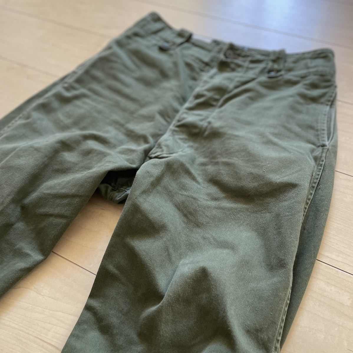 60sビンテージ オリジナル　イギリス軍　激レア　軍モノ　パンツ　trousers over green サイズ5 コンバットトラウザー　1960P レア_画像1