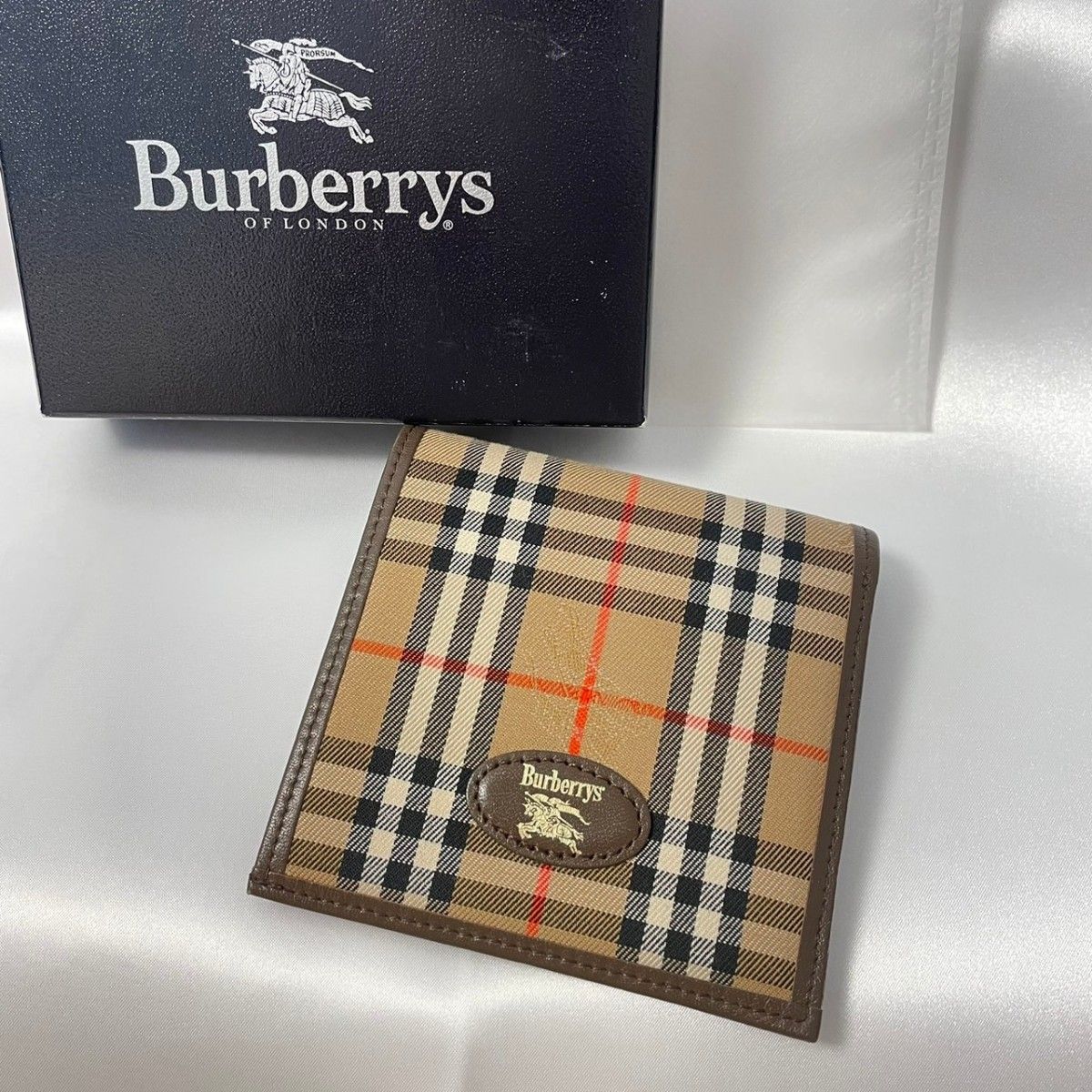 BURBERRY バーバリー 二つ折り財布