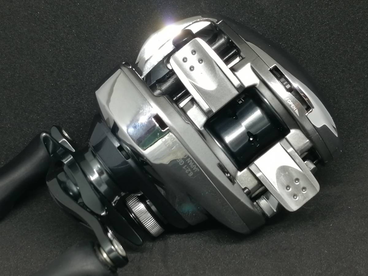 シマノ 19 アンタレス 右 付属品有 美品 balkantopstar.rs