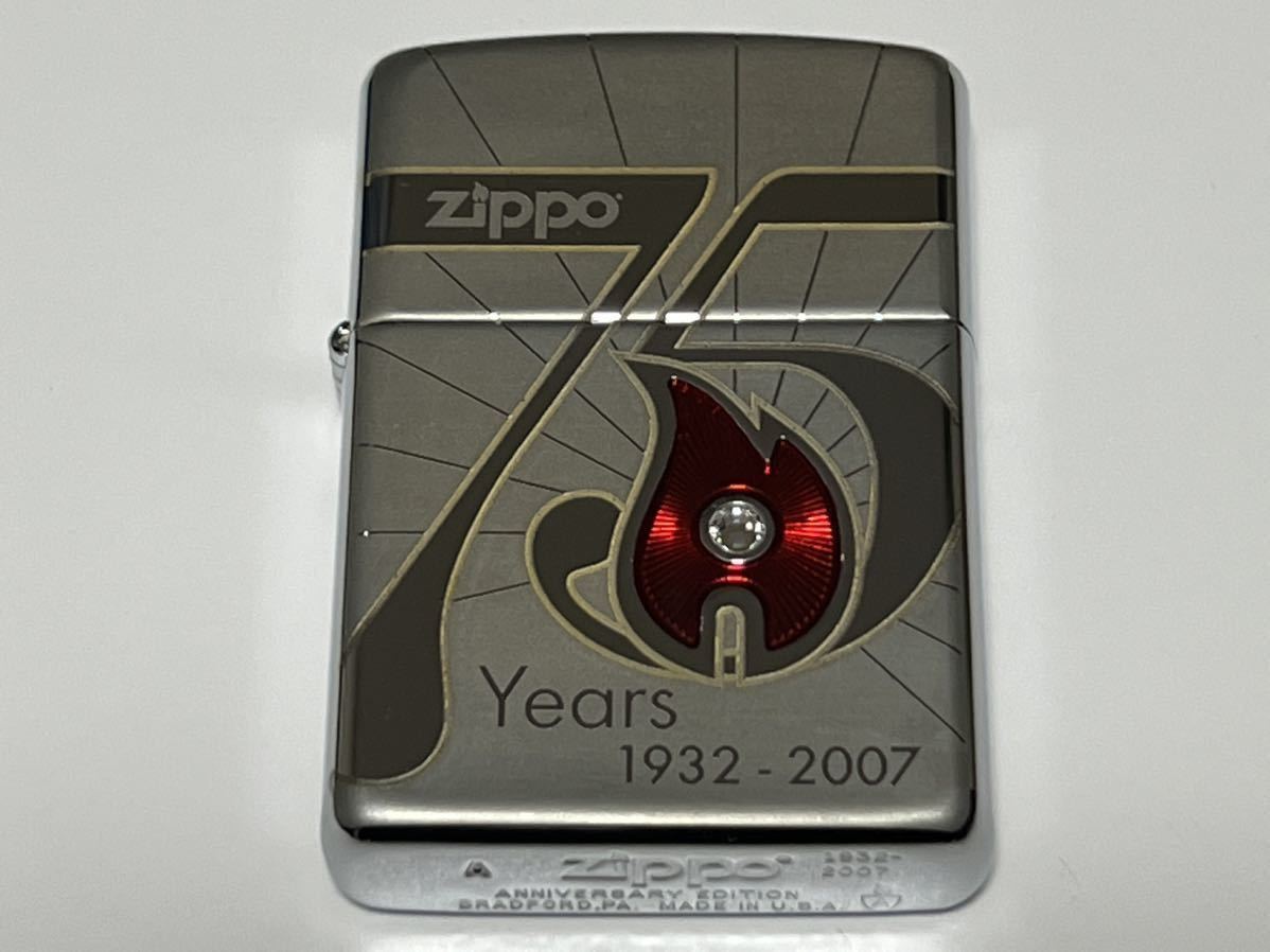 【未使用品】ZIPPO ジッポー Armor Case アーマーケース 75Years 1932-2007 JPN 1or4,000 日本限定 スワロフスキー付き 2007年 A刻印_画像2