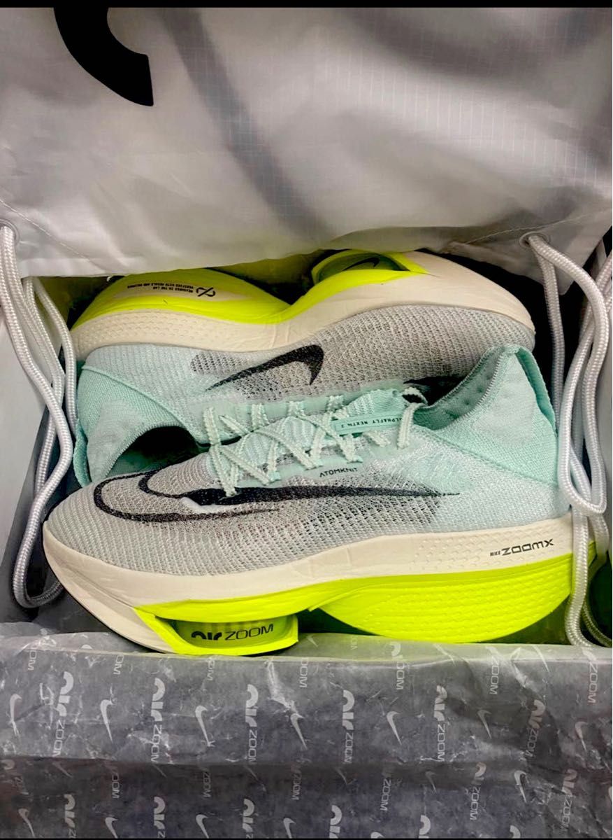 ☆新品未使用☆ナイキ(NIKE)エアズームアルファフライネクスト2%