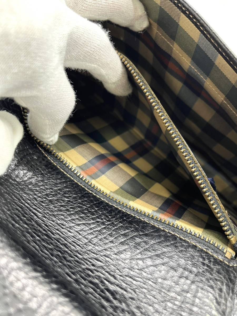 クラッチバッグ セカンドバッグ ブラック×ゴールド レザー 鍵付き