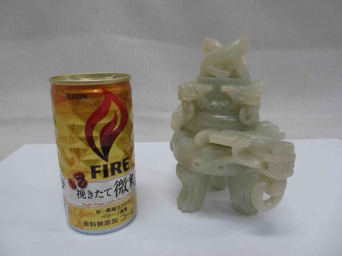 Z-76 翡翠風 彫刻置物 三足香炉 獅子蓋☆中国美術 工芸品 約621g☆高さ