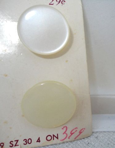  dead stock Vintage plastic button ⑩