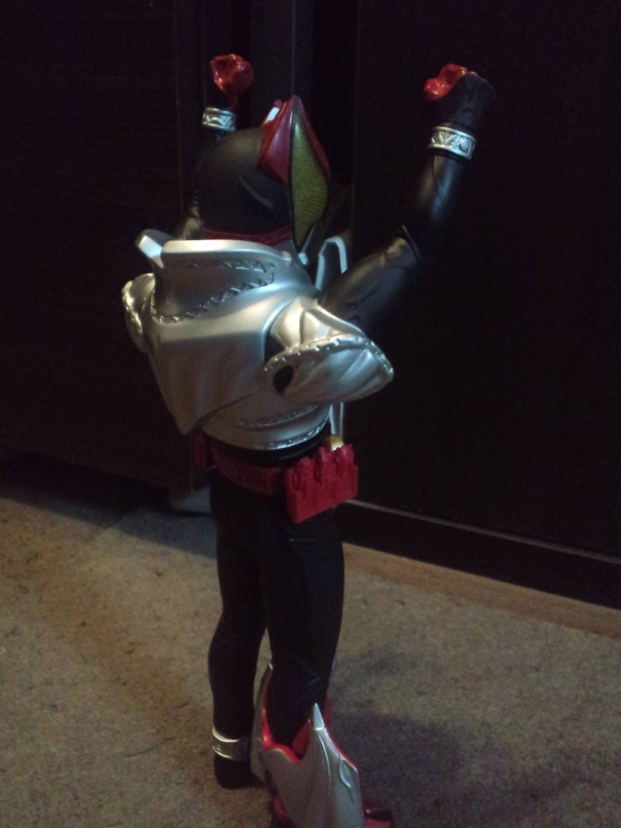 * Kamen Rider Kiva * figure beautiful goods * size : height 28.0cm*