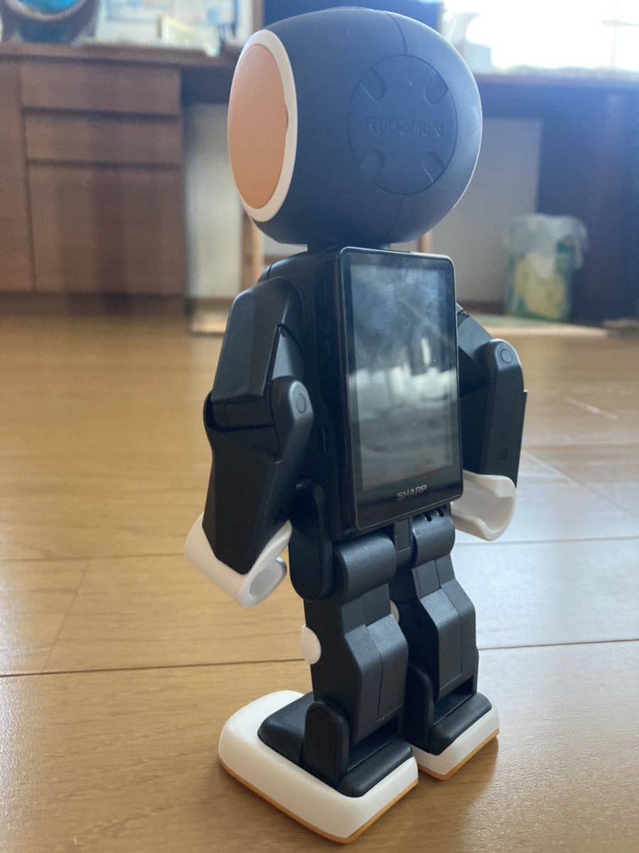 メーカー包装済】 【ゆいろ様専用】ロボホンSR-04M-Y 本体 ロボホン