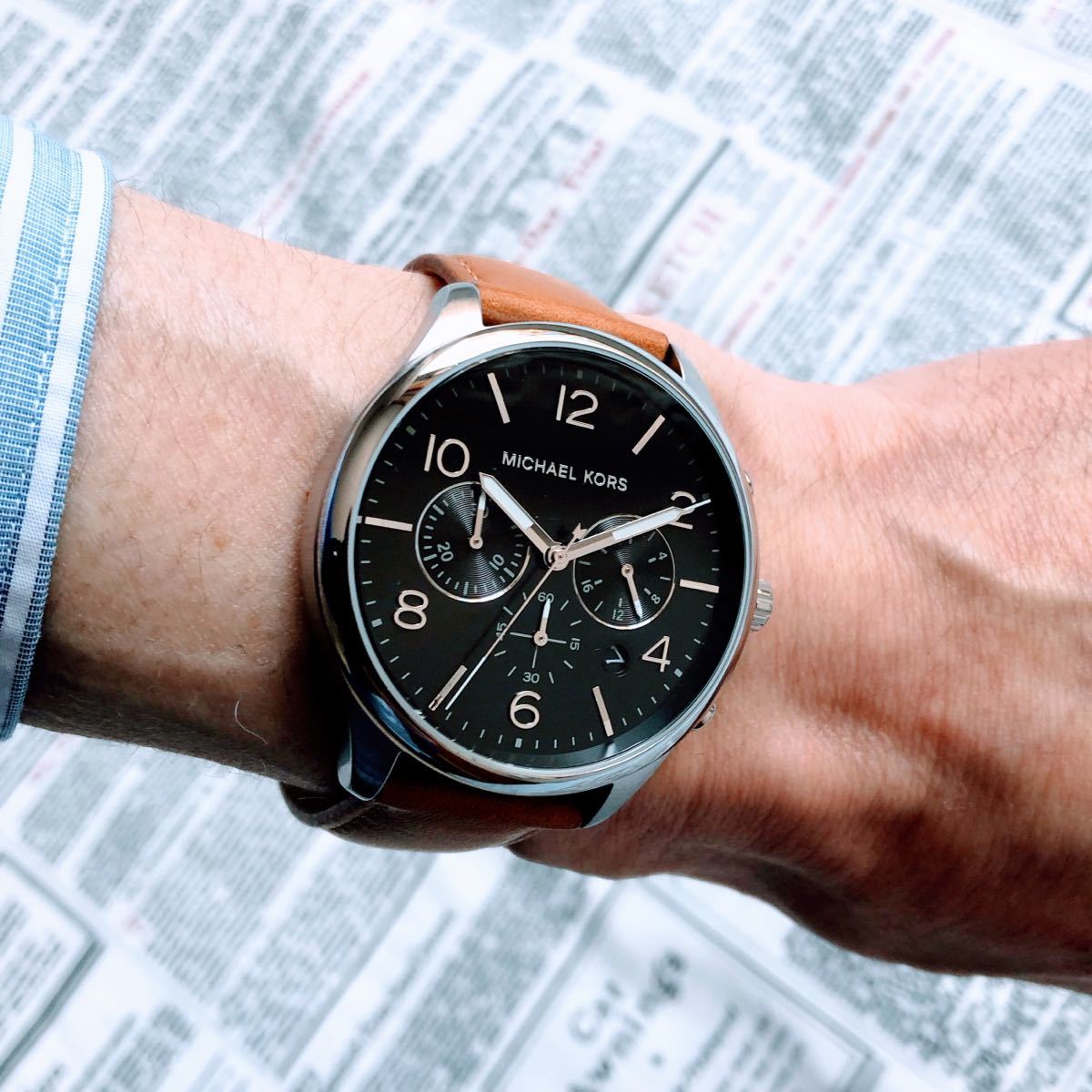 古典 #2468【渋くてお洒落】メンズ 腕時計 マイケルコース クォーツ