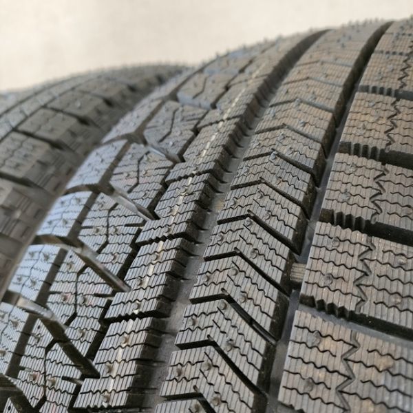 セール中 BRIDGESTONE 185/60R15 BLIZZAK VRX ブリヂストン ブリザック 15×5.5J+52 スタッドレス ホイールセット YWH020