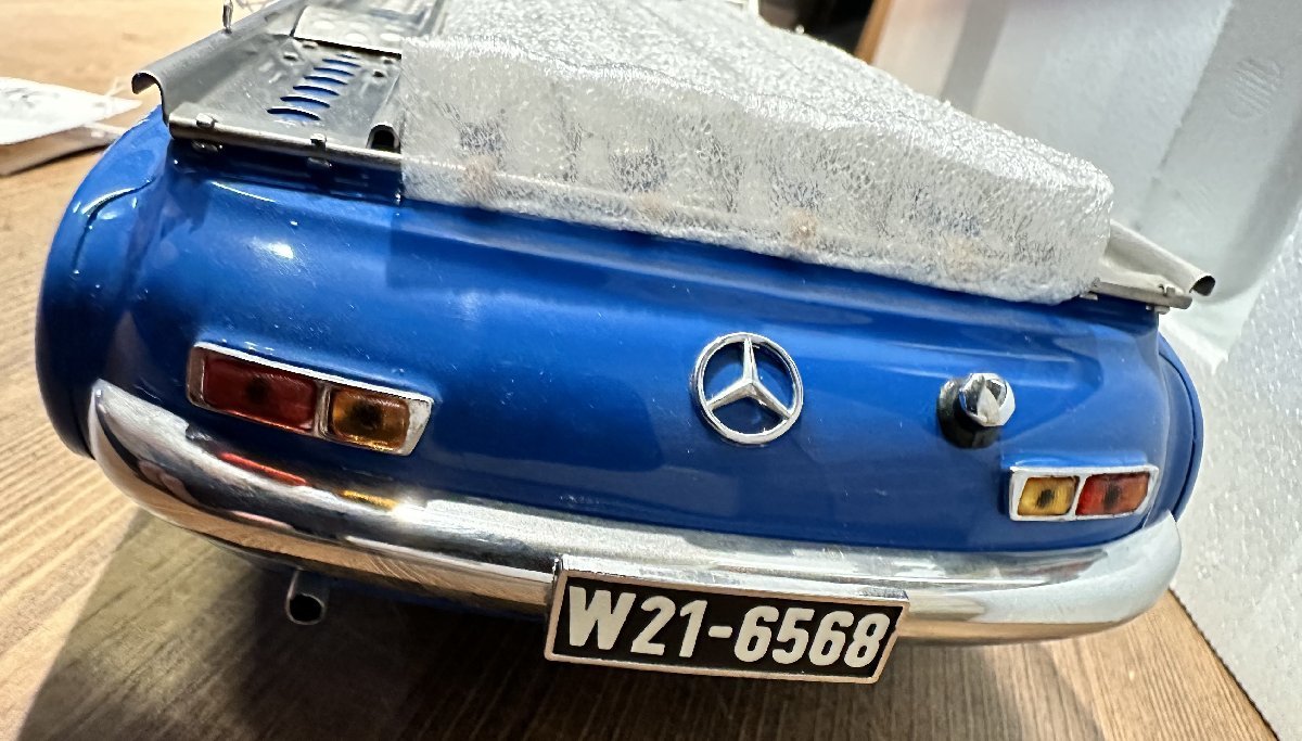 新製品情報も満載 Mercedes 1954 CMC 1/18 CMC Renntransporter 1/18