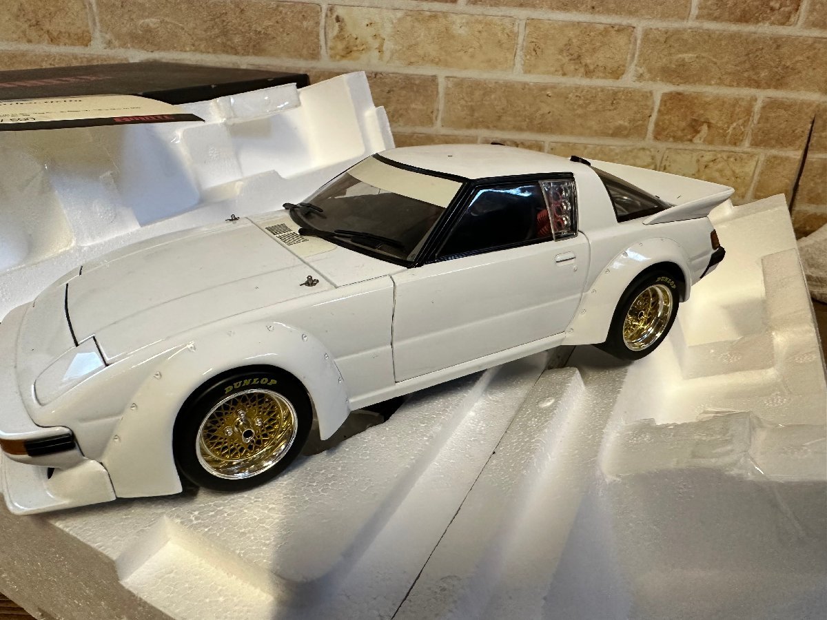  б/у 1/18 BIANTE Mazda RX-7(SA22C) рейсинг ( белый ),( Biante, KYOSHO, столица ., MAZDA, ограничение 500 шт. )