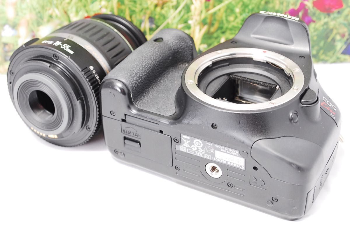 カメラ デジタルカメラ 初心者にもオススメ Canon EOS kiss x4 レンズキット｜PayPayフリマ