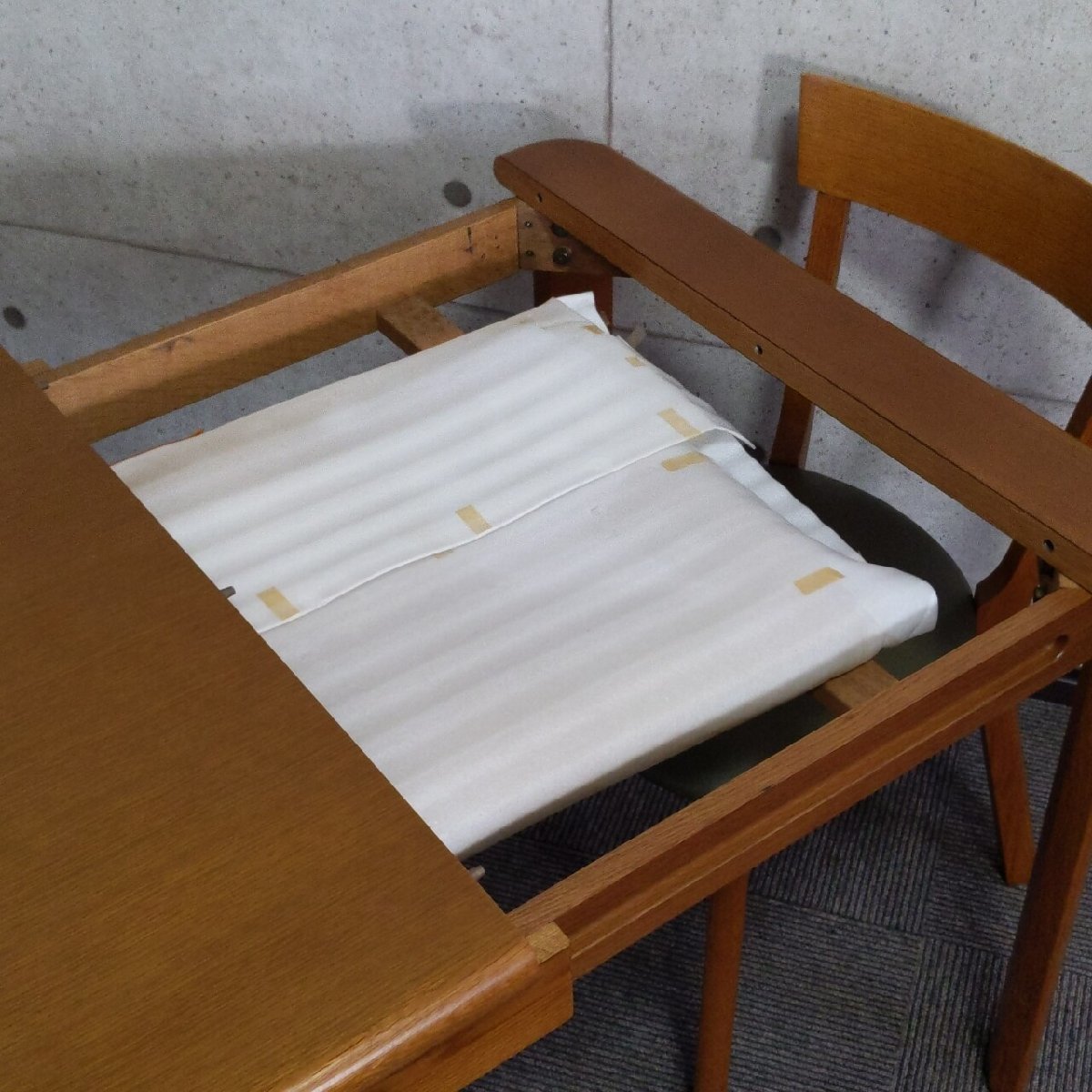 ibata イバタインテリア ダイニングテーブル 伸縮式(90cm~135cm) 椅子