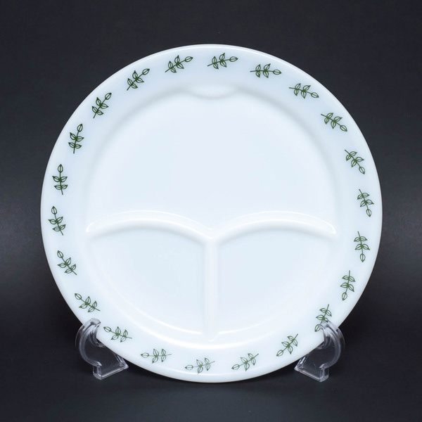  Pyrex green leaf 3 compartment plate 