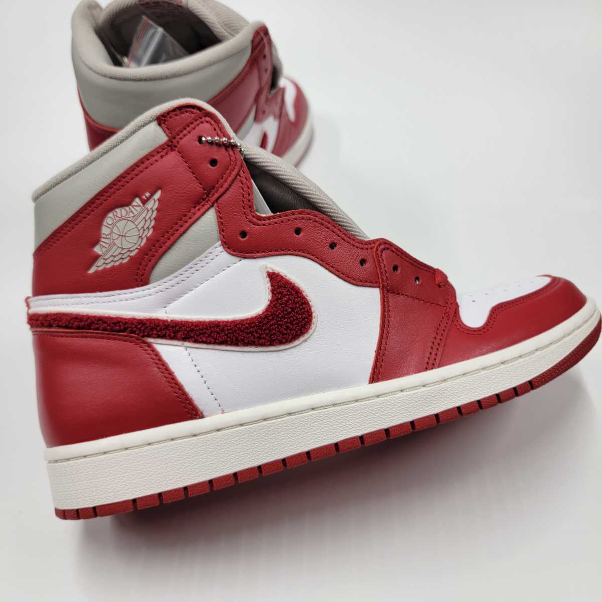 28cm 新品 未使用 Nike WMNS Air Jordan 1 High OG Varsity Red/Chenille DJ4891-061  ナイキ ウィメンズ エアジョーダン1 ハイ OG