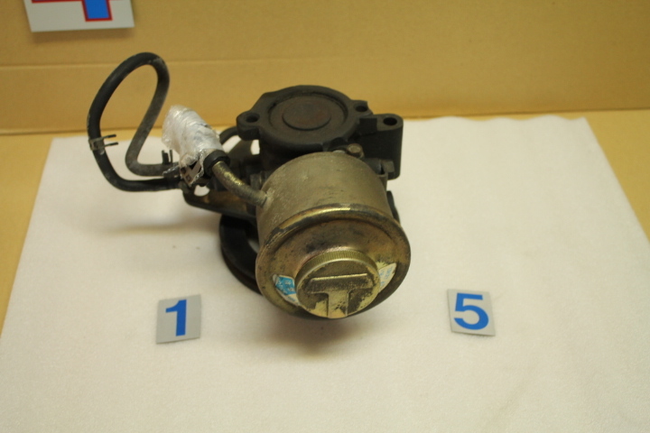 K-666-4 Toyota GS120 Crown power steering pump 44320-30041