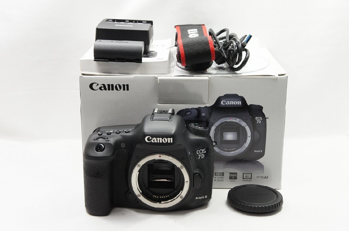 【アルプスカメラ】良品 Canon キヤノン EOS 7D Mark II ボディ デジタル一眼レフカメラ 元箱付 230122z
