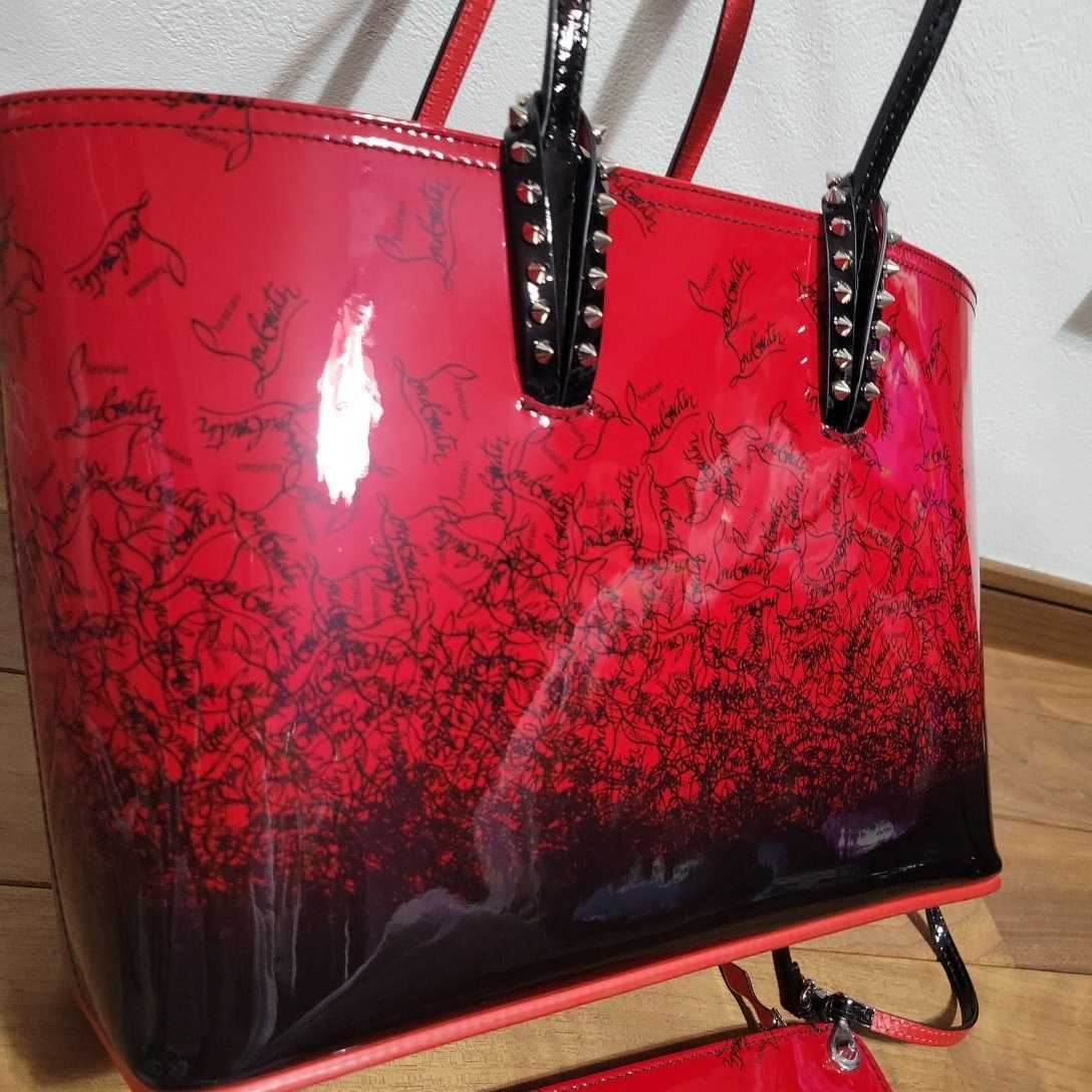 美品 クリスチャンルブタン トートバッグ カバタ パテントレザー 赤黒