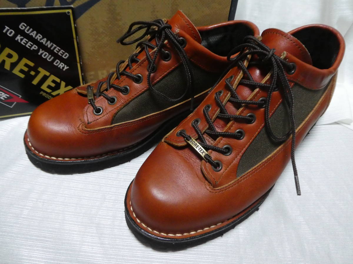 まとめ買いでお得 希少 ダナーローカット カスケードレンジ2 DANNER D