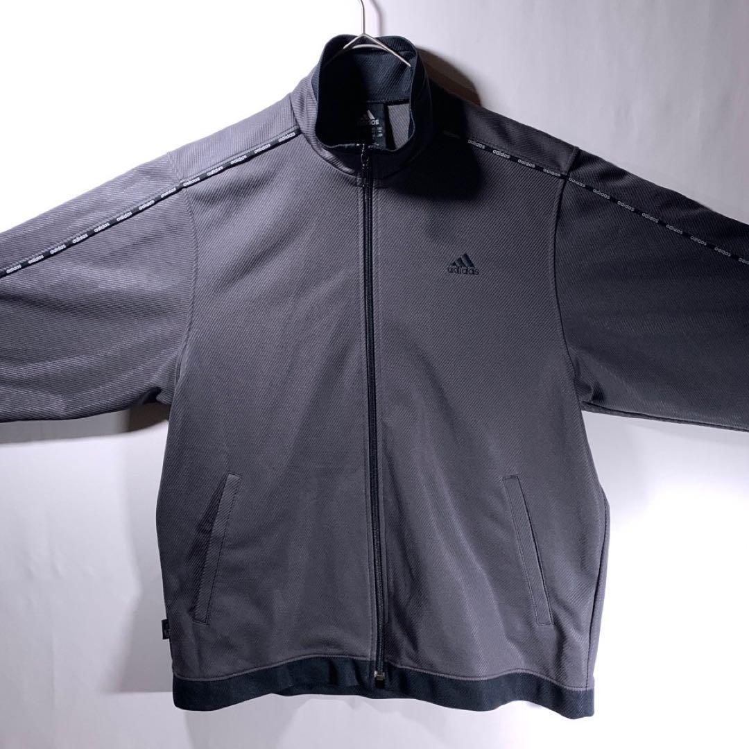 売れ筋アイテムラン adidas 00s サイドライン グレー 刺繍ロゴ 背面