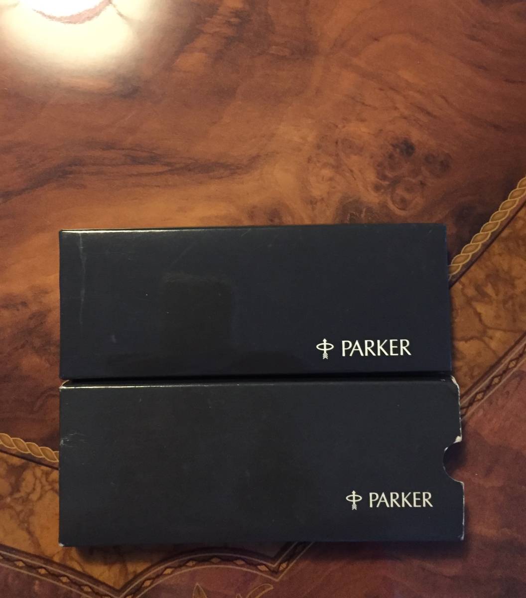 新品未使用 PARKER パーカー・ボールペン・箱付き・シルバー・筆記用具・送料230円～_画像4