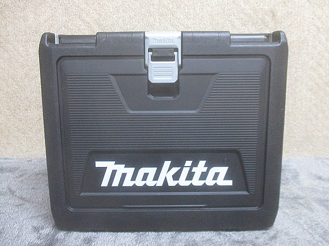 (713) 新品 MAKITA マキタ 充電式インパクトドライバー バッテリー2個・充電器付属 イエロー TD173DGXFY