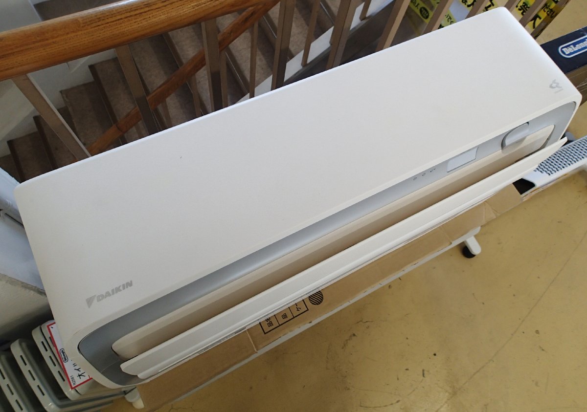 ヤフオク! - R1596 DAIKIN ルームエアコン 2020年 AN28WRS-W ヤフオク! - R1596 DAIKIN ルームエアコン 2020年 AN28WRS-W