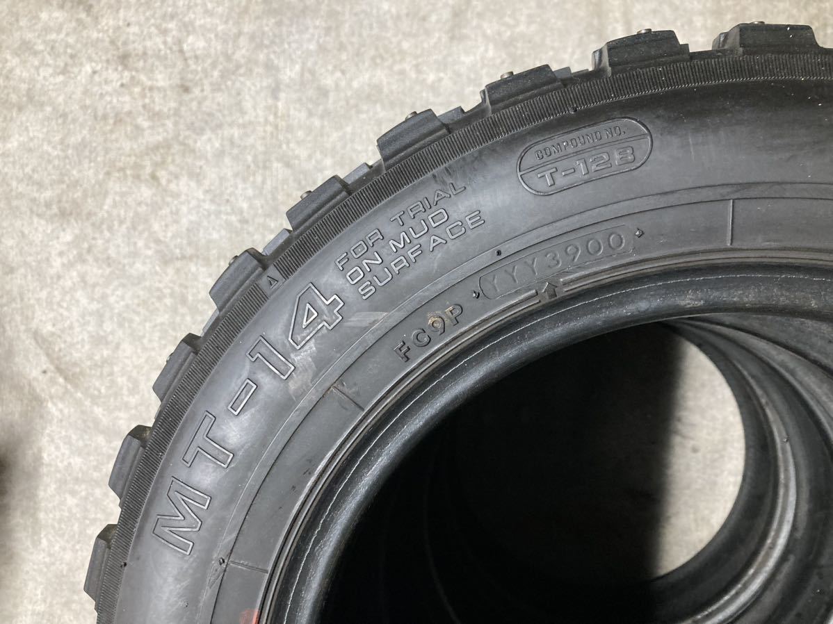 175/65R14 ADVAN スパイクタイヤ MT-14 フルピン カップ 1箇所ピン抜け