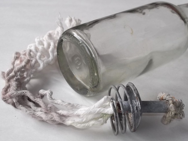 古い 時代 ガラス ビン オイルランプ ボトル 戦前 戦時 アルコール ランプ 灯火器 ブリキ アンティーク ビンテージ 昭和 レトロ 空き瓶