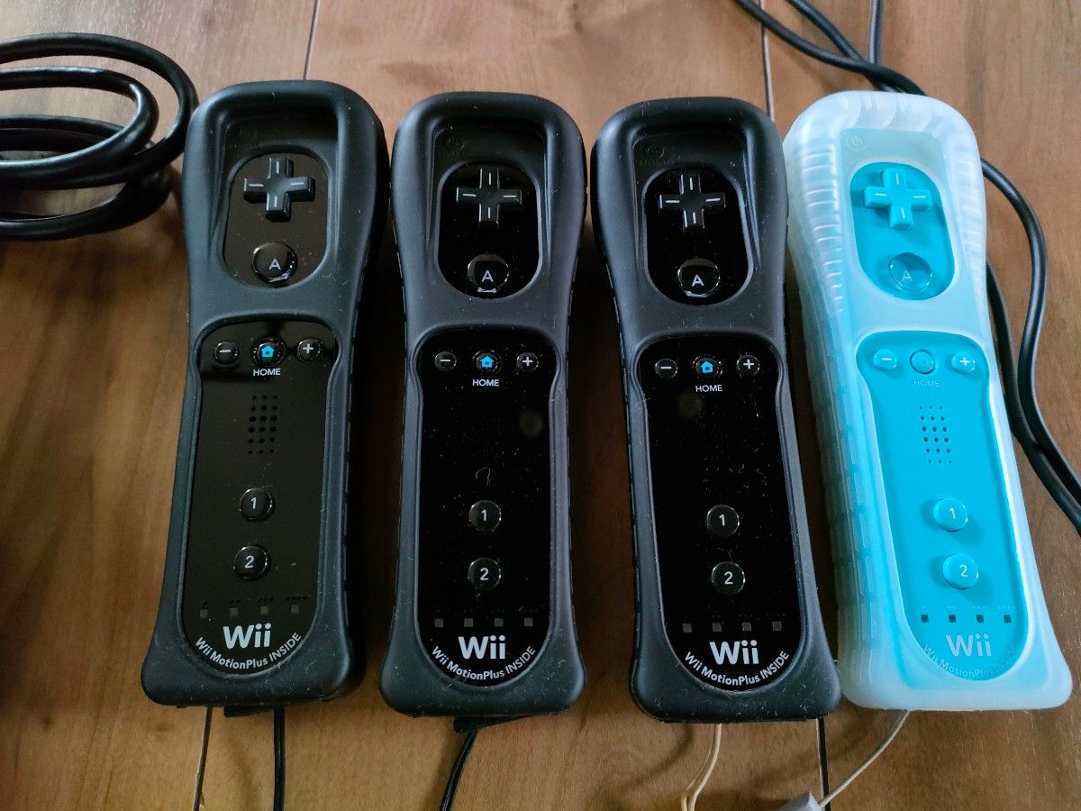 【中古品】Nintendo WiiU　ソフト12本セット