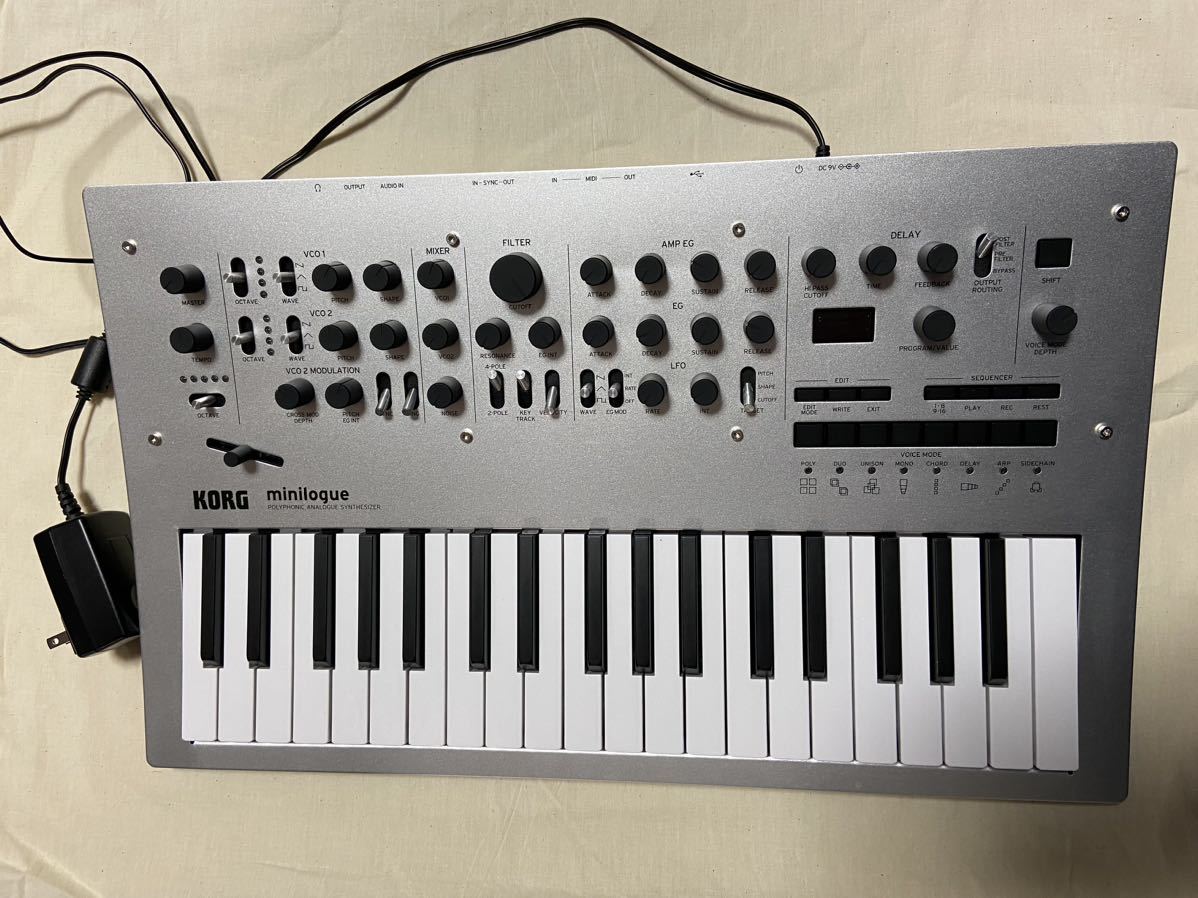 お買得!】 minilogue Silver シルバー シンセサイザー - sociales