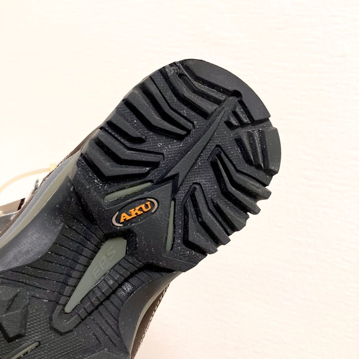 新品！アク AKU イタリア製 ゴアテックス 登山靴 トレッキングブーツ トレッキングシューズ