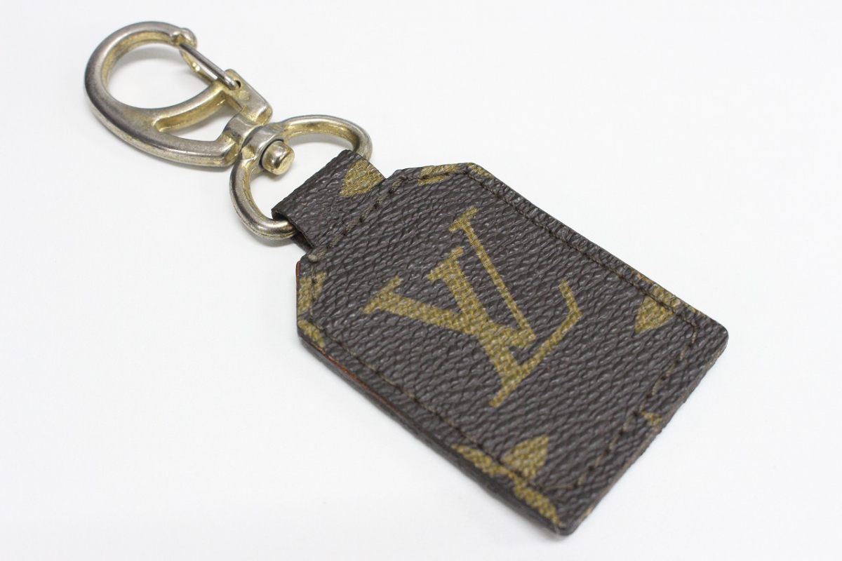 【行董】 LOUIS VUITTON ルイヴィトン M47522 モノグラム トゥルース トワレット28 ポーチ クラッチバッグ ブラウン系 ※ゆうパ AO271BOT68