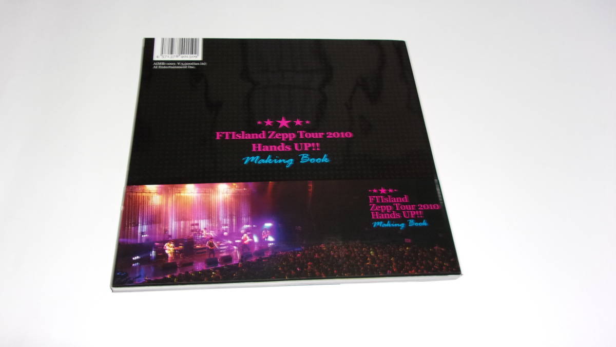 ★FTIsland Zepp Tour 2010 Hands UP!!★写真集+DVD★_画像3