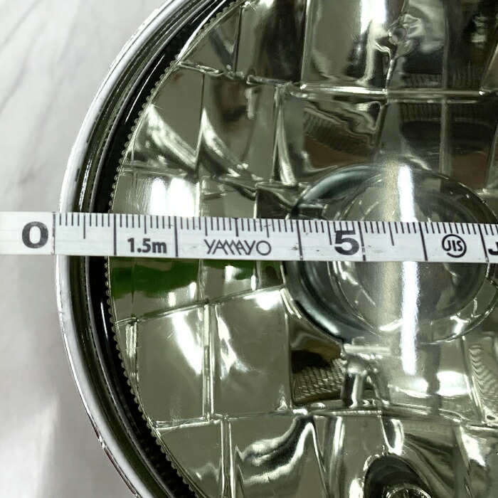 汎用 丸型 丸灯 5.75 インチ スモーク クリスタル ヘッドライト 2個 セット バイク ポジション 有 フロント ヘッドランプ 丸 送料無料_画像4
