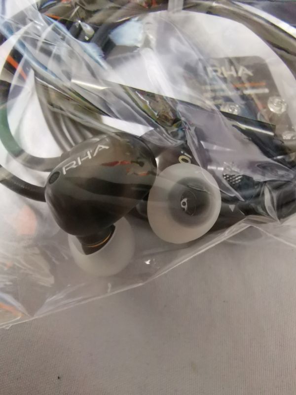 RHA T20i Binaural In-ear earphones Black_画像6