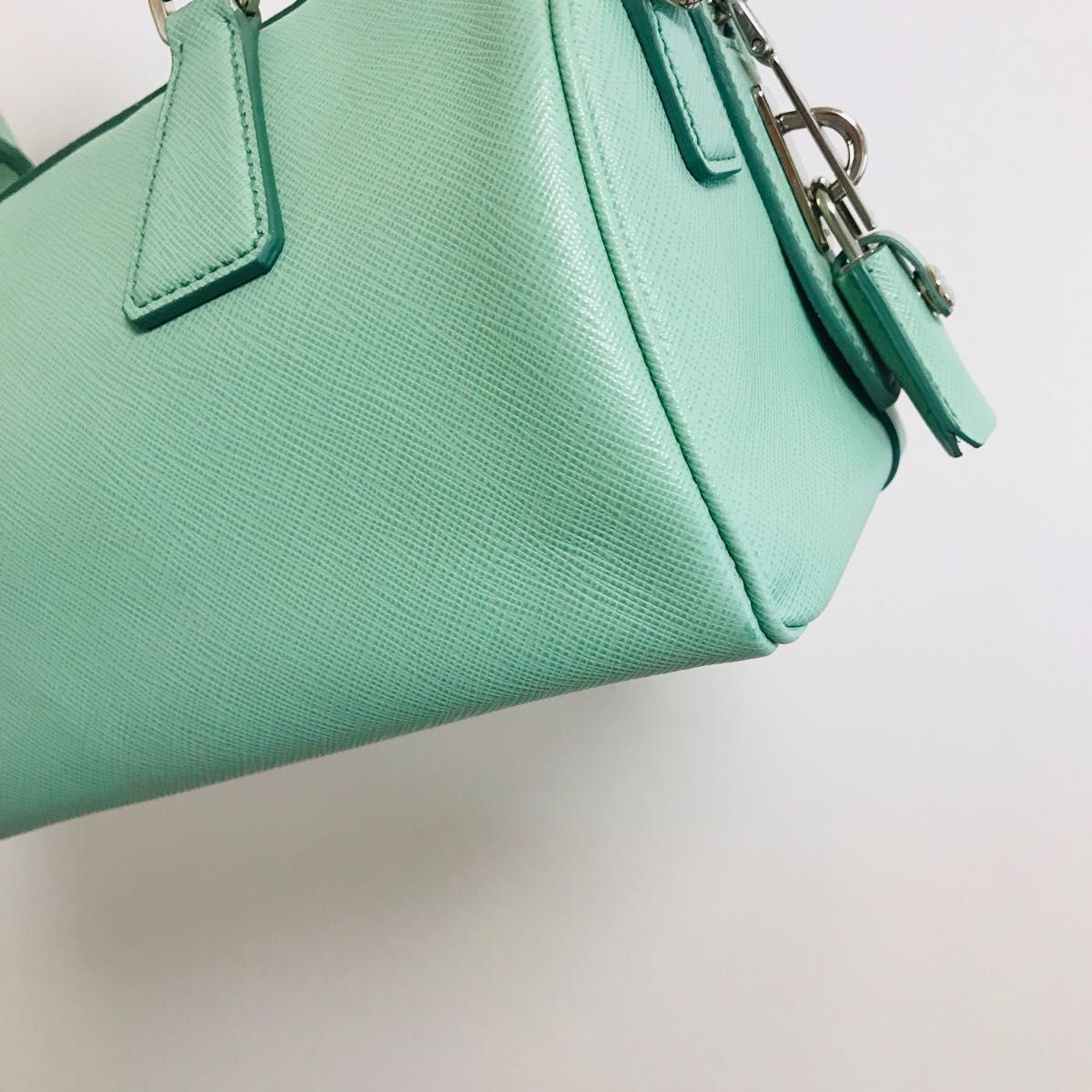 新品同様 極美品 春 PRADA プラダ 2wayショルダーバッグ ミニ 新品同様 極美品 春 PRADA プラダ 2wayショルダーバッグ ミニ