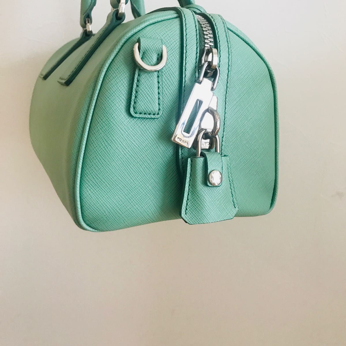新品同様 極美品 春 PRADA プラダ 2wayショルダーバッグ ミニ 新品同様 極美品 春 PRADA プラダ 2wayショルダーバッグ ミニ