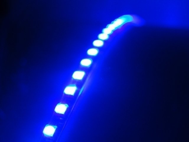 ☆メール便OK 防水 SMD LED テープ ライト 側面発光 60㎝ レッド 12V エレクトロタップ付き 自動車・バイク ランプ 間接照明  テールランプ ライト