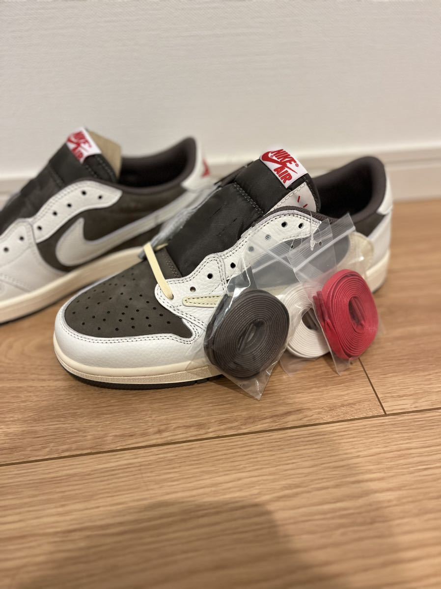 ください】 Travis Scott × Nike Air Jordan 1 Low Reverse Mocha