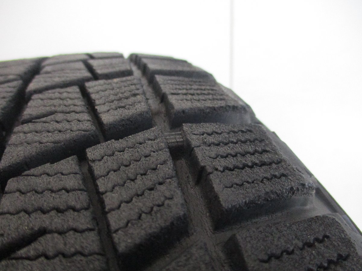 ■中古タイヤ■　225/55R18 98Q BRIDGESTONE BLIZZAK DM-V1 エルグランド デリカD:5 フォレスター等 4WD 冬タイヤ 激安　送料無料　A457_片減り