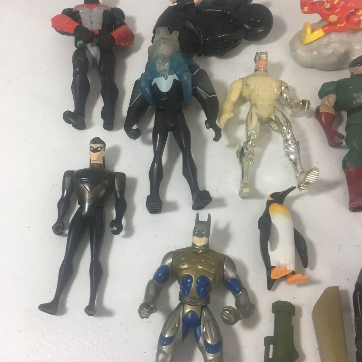 DC Comics Figures Lot Batman Flash Nightwing Green Arrow Etc 海外 ...