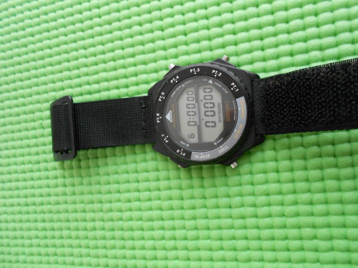 100％品質 Seiko Trainer A826-6010 CO Digital LCD Watch 海外 即決 