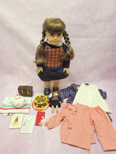 American Girl Doll Molly 18" Pleasant Company With Accessories 海外 即決