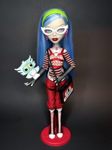 でキャンセ】 Monster High Doll Ghoulia Yelps First Wave 1st