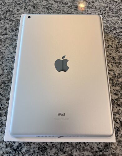 Apple iPad 9th Gen. 256GB, Wi-Fi, 10.2 in - Silver 海外 即決