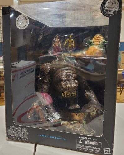 Star Wars: The Black Series - Jabba's Rancor Pit Set - Toys R Us Exclusive 海外 即決